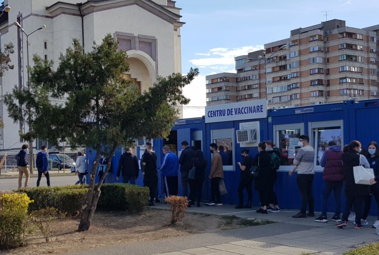 Korlátozáshatás: csaknem 130 ezer személyt oltottak be az elmúlt 24 órában