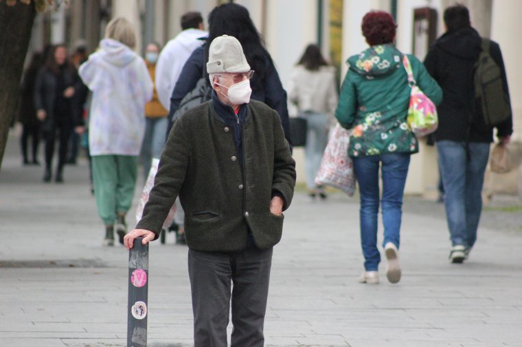 Több városban is egekbe szökött a fertőzöttségi mutató az elmúlt napokban