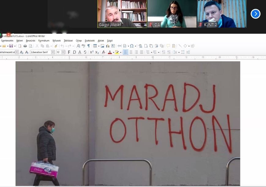 Gagyi József, Ármeán Otília előadók, Jakab Albert Zsolt moderátor •  Fotó: Simó Helga