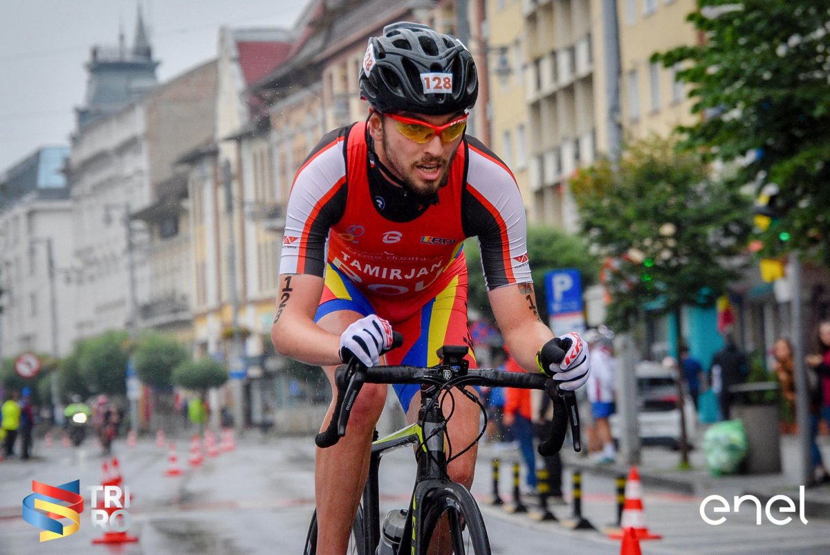 •  Fotó: Facebook/Tamirjan Robert athlete