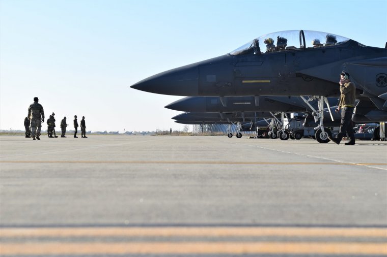 Kétmillió dollárnyi üzemanyagot lophattak az amerikai hadsereg romániai bázisáról