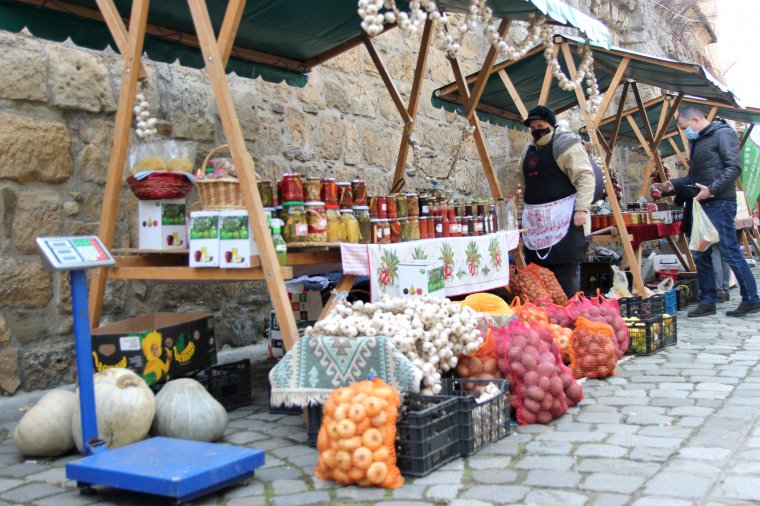 Cîţu: az ármaximálás hátrányosan érintené a hazai termelőket