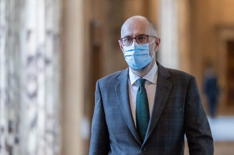 Kelemen: folytatódnak a tárgyalások a szolidaritási adóról, a befolyó összegeket egészségügyre és oktatásra fordítanák