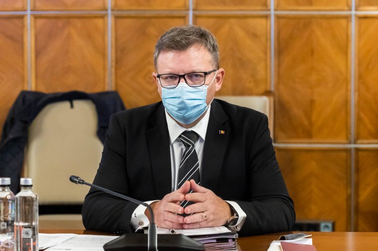 Miniszteri rendelet a nyugdíjemelésről, januárban a kisnyugdíjasok támogatást is kapnak