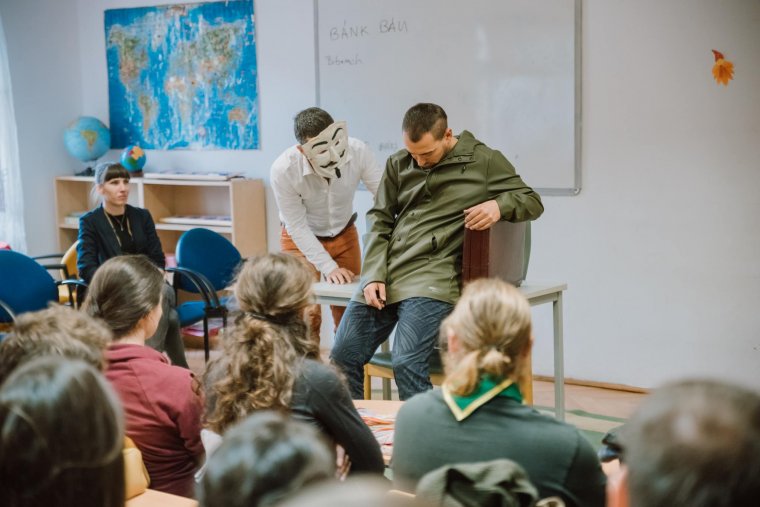 Erdélyben még fehér holló a színházi nevelés