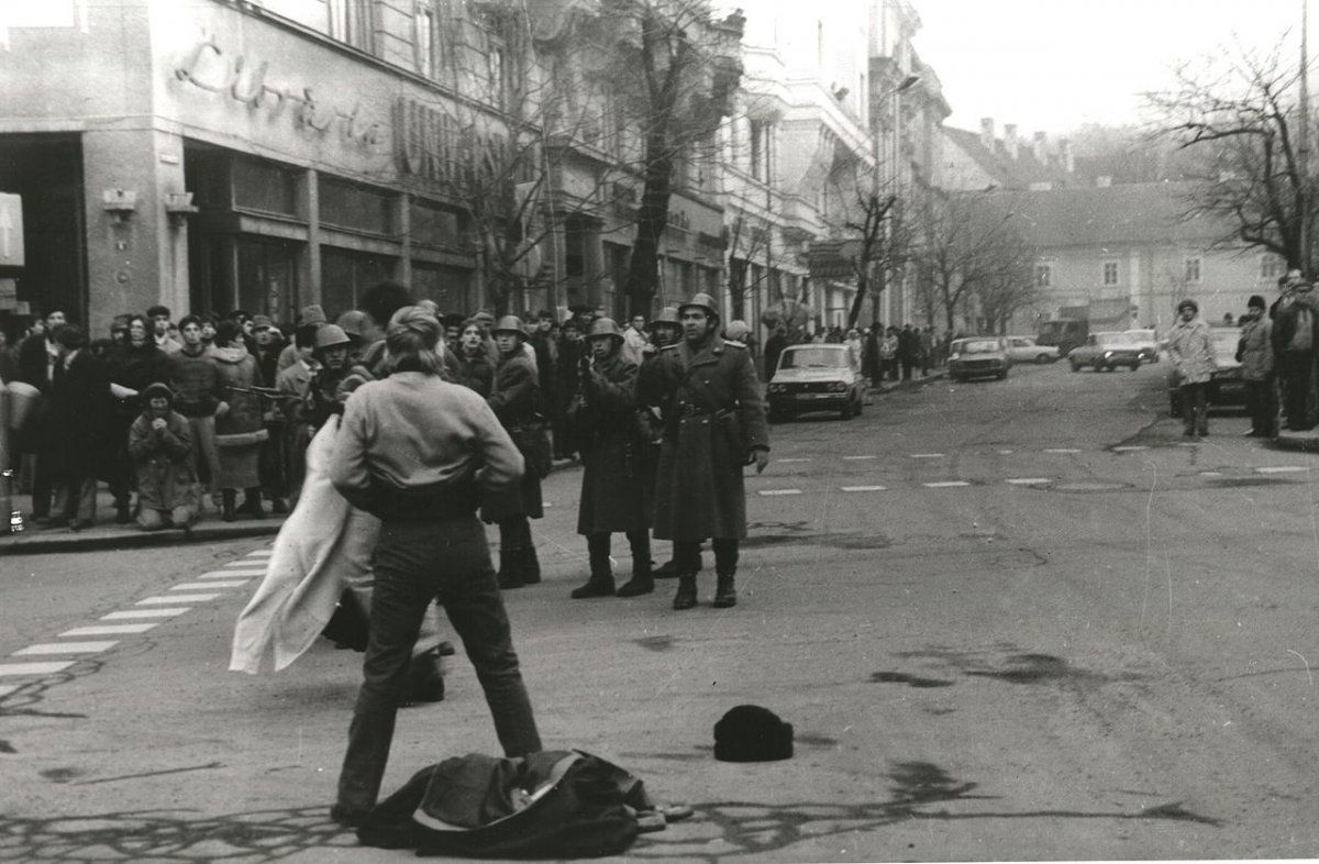 Az 1989-es forradalom eseményei Kolozsváron •  Fotó: Wikipédia
