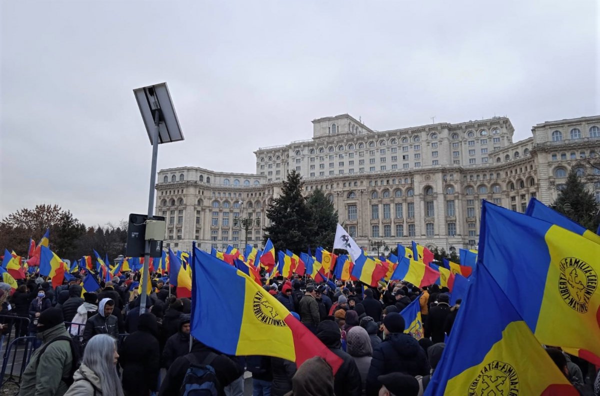•  Fotó: Facebook/Alianța pentru Unirea Românilor - AUR