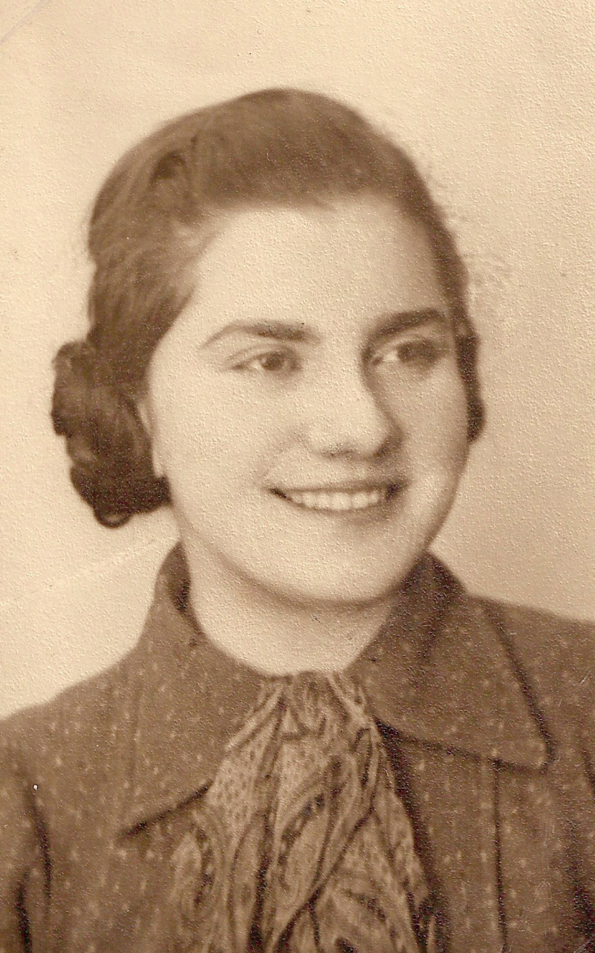 Szentimrei Judit néprajzkutató, iparművész (1921 –2015) 