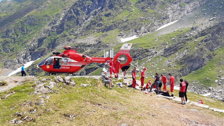 Lezuhant és szörnyethalt a Fogarasi-havasokban egy 60 év körüli Kolozs megyei túrázó