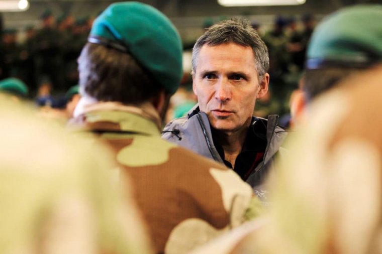 Oroszország akár vegyi fegyvert is bevethet Ukrajnában a NATO főtitkára szerint