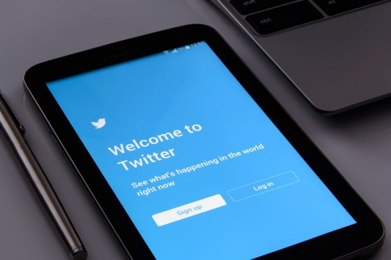Elon Musk távozására szavaztak a Twitter-felhasználók; addig marad a vezetői székben, amíg megtalálja utódját