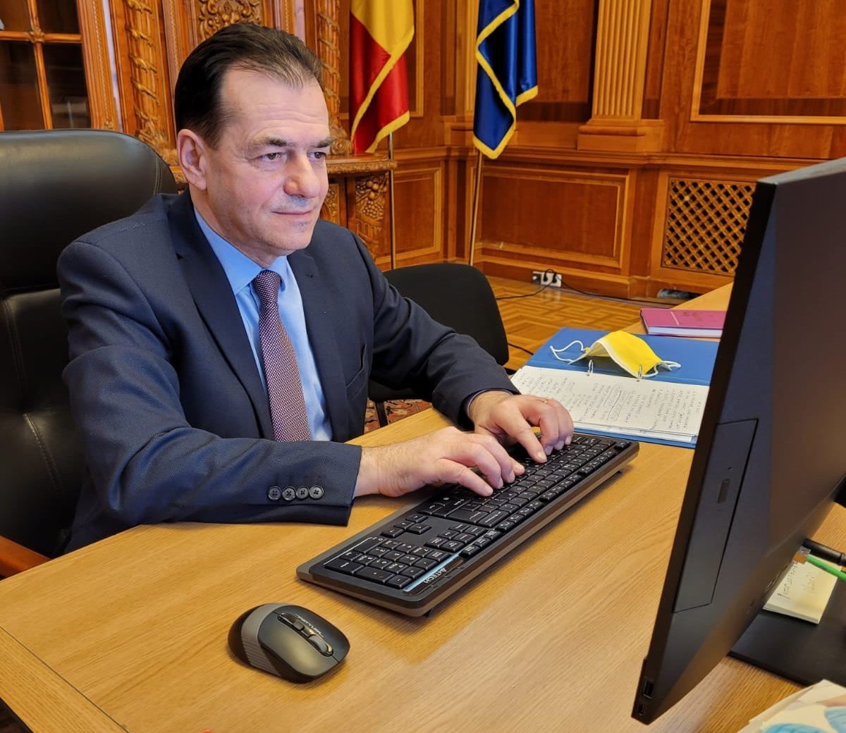 •  Fotó: Ludovic Orban/Facebook