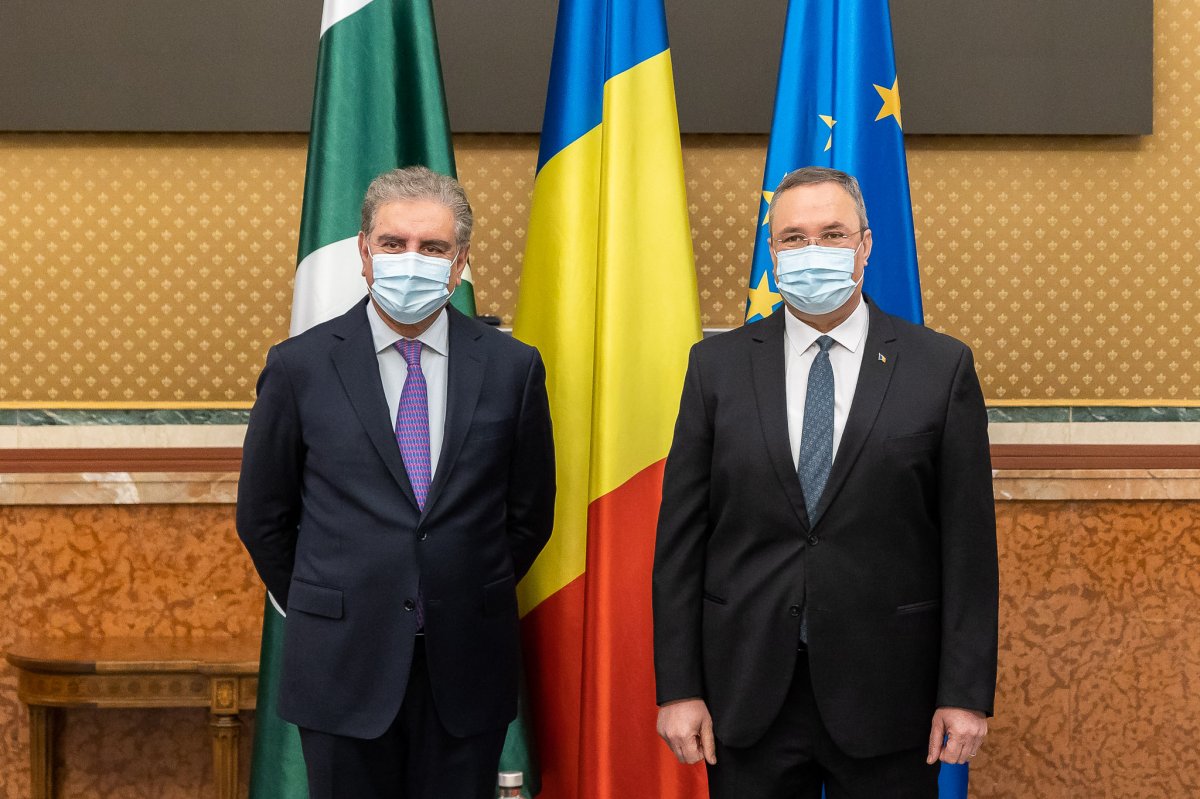 Nicolae Ciucă miniszterelnök is fogadta Sah Mahmúd Kuresit, a Pakisztáni Iszlám Köztársaság külügyminiszterét •  Fotó: gov.ro