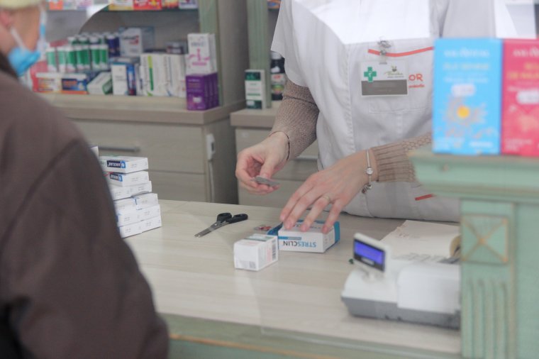 Egyre nehezebben tudják áthidalni az elszámolási késéseket a gyógyszertárak