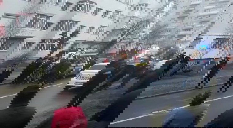 Gyakorlatilag az áldozatokra hárítja a felelősséget a rendőrség az ónfalvi túszejtés ügyében