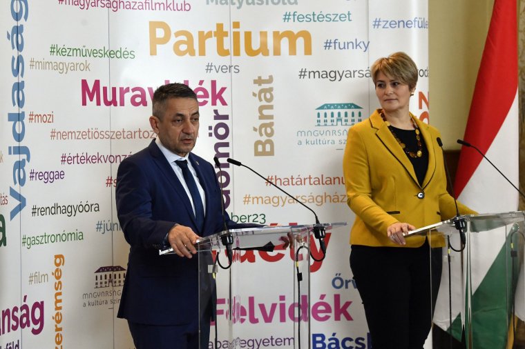 Potápi: nemzetpolitikai siker a Magyarság Házának kapcsolaterősítő tevékenysége