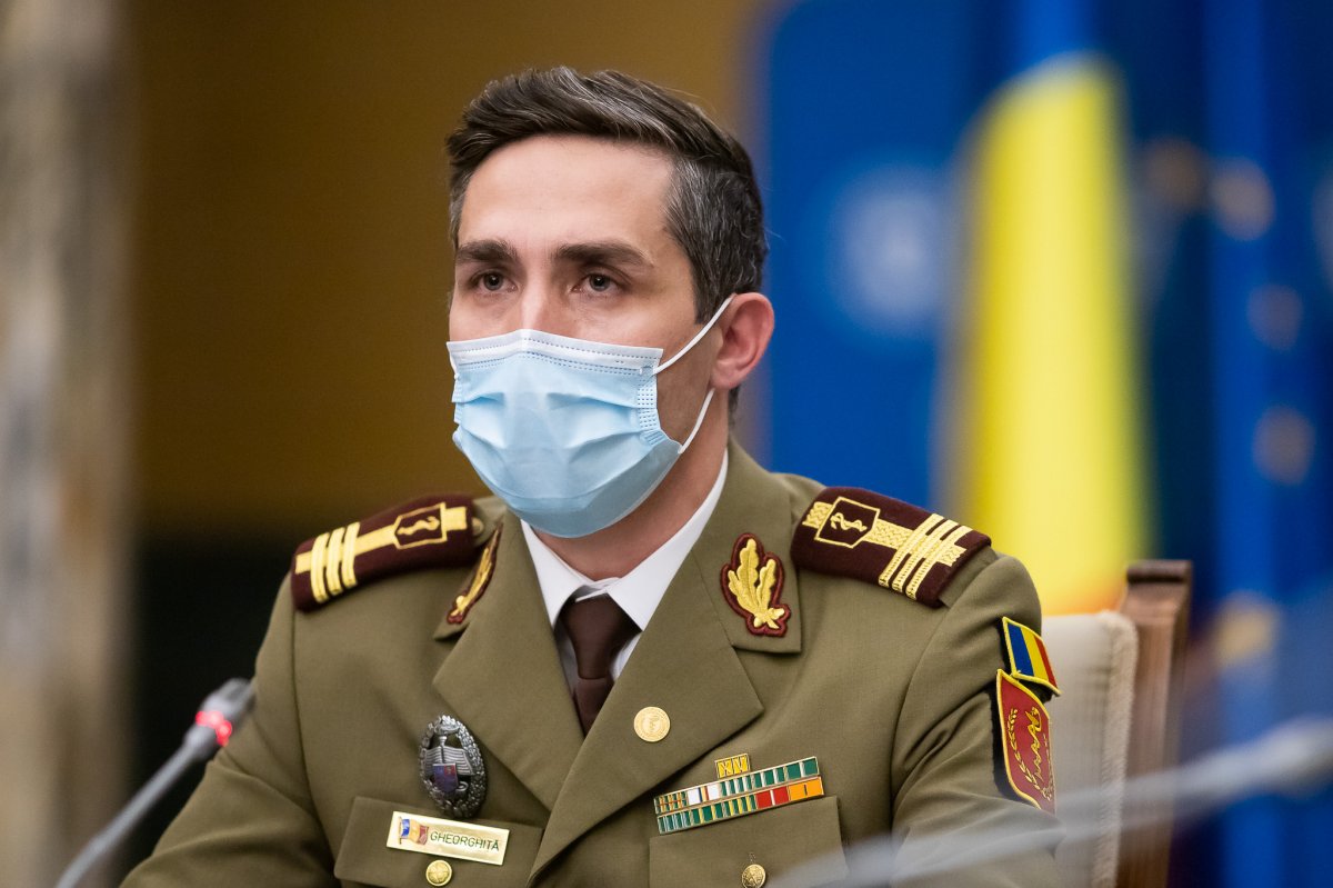 Valeriu Gheorghiţă, az oltási kampány koordinátora optimistább a járvány menetét illetően •  Fotó: Gov.ro