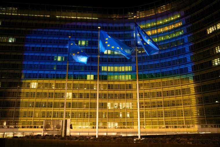 Az EU jóváhagyta az eddigi egyik legszigorúbb szankciós csomagot Oroszország ellen