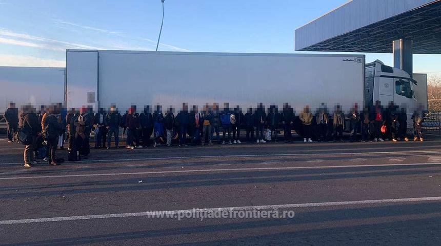 •  Fotó: Román határrendészet