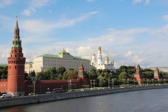 Lavrov: Moszkva nem támaszt előfeltételeket a tárgyalásokhoz, a meglévő megállapodások teljesítését követeli