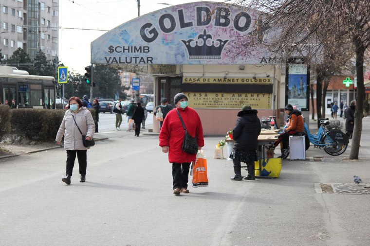 Újra növekszik a koronavírustesztek pozitivitási aránya