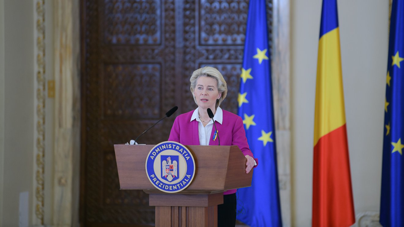 Ursula von der Leyen, az Európai Bizottság elnöke Bukarestben •  Fotó: Presidency.ro