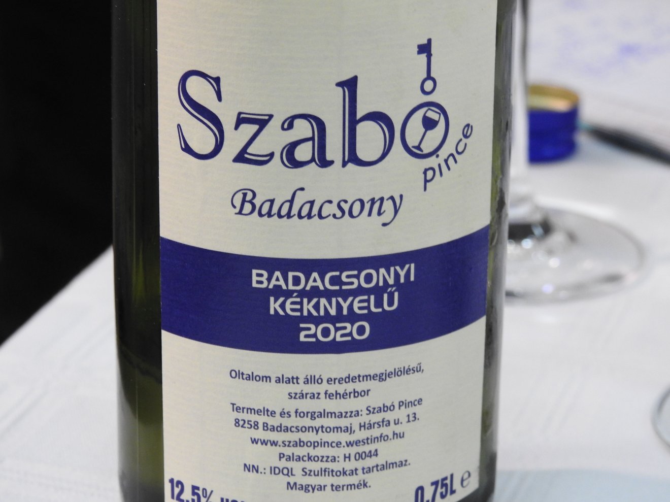 Ritka bor a badacsonyi kéknyelű •  Fotó: Makkay József