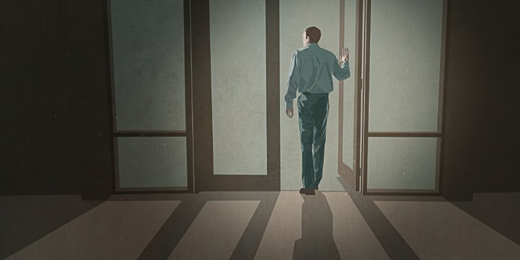 Perrel fenyegetőzve cáfolja a Jehova Tanúi, hogy diszkriminálná vallásközössége volt tagjait