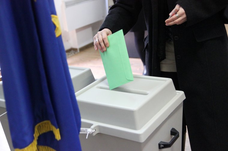 Már a parlamenti és az államfőválasztás összevonása is képbe került