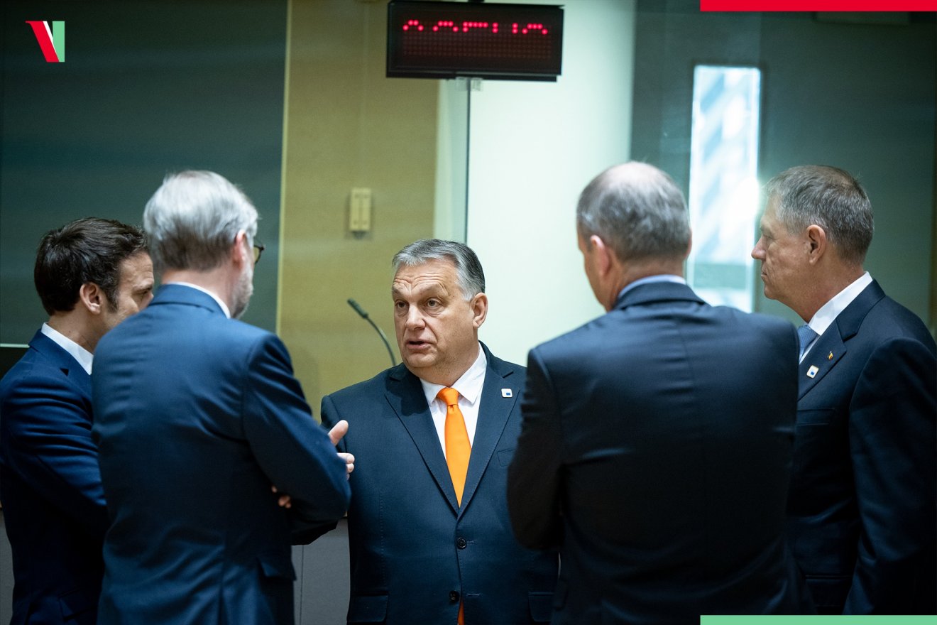 Orbán: nem lehet úgy békét teremteni, hogy olyan szankciókat alkalmaznak, amelyek „jobban fájnak nekünk, mint az oroszoknak” •  Fotó: Facebook/Orbán Viktor