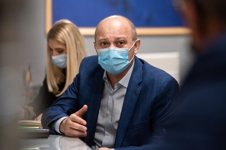Idén nem fogadnak el új adókat és illetékeket a miniszter szerint