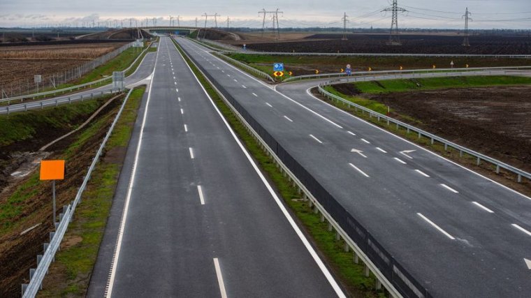 Magyar cég is bejelentkezett a Szatmártól a határig húzódó gyorsforgalmi megépítésére