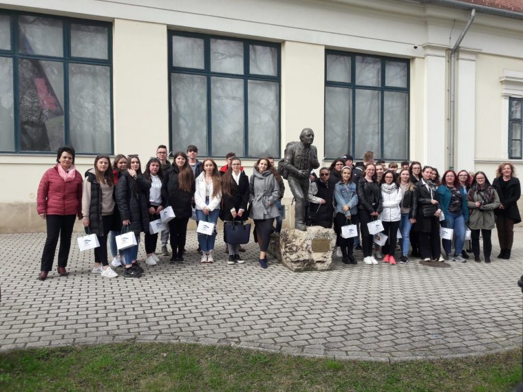 Kiegészül a Határtalanul program idei nyerteseinek sora, minden érvényesen pályázó utazhat