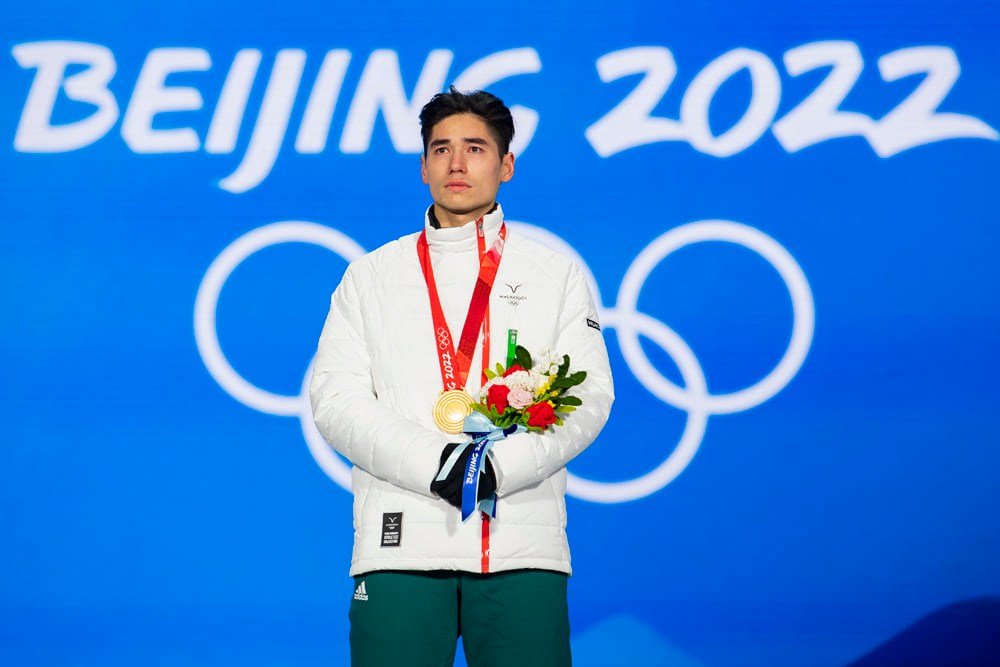 Sporttörténelmet írt a rövidpályás gyorskorcsolyázó Liu Shaoang, aki Magyarország első egyéni téli olimpiai aranyérmét nyerte – azóta testvérével, Liu Shaolin Sándorral bejelentették, hogy országot akarnak váltani •  Fotó: Magyar Gyorskorcsolya Szövetség