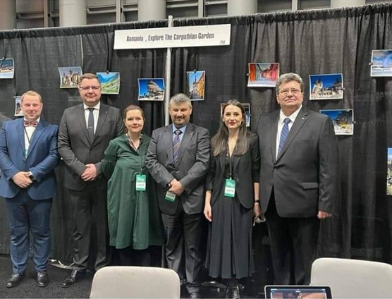 A New York-i román „stand” •  Fotó: Képernyőmentés