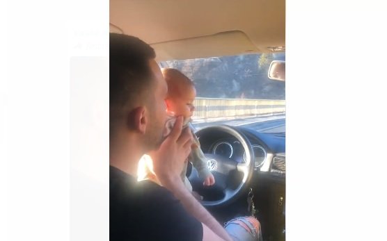 Súlyos következményekkel szembesül a volánra csecsemőt helyező sofőr