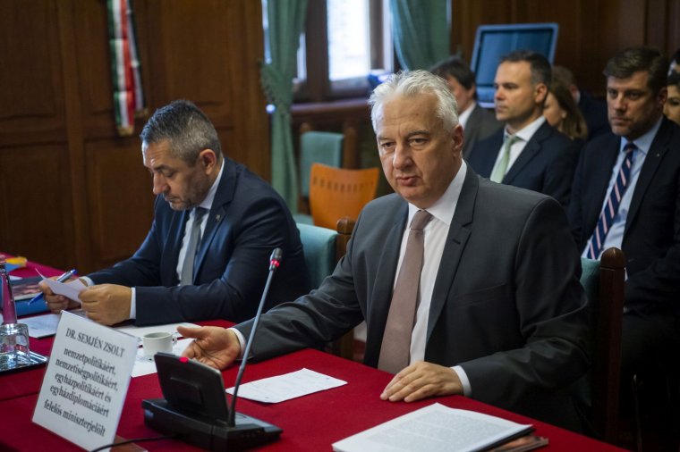 Óvodától egyetemig: Semjén Zsolt ígéretet tett a nemzetpolitikai programok folytatására