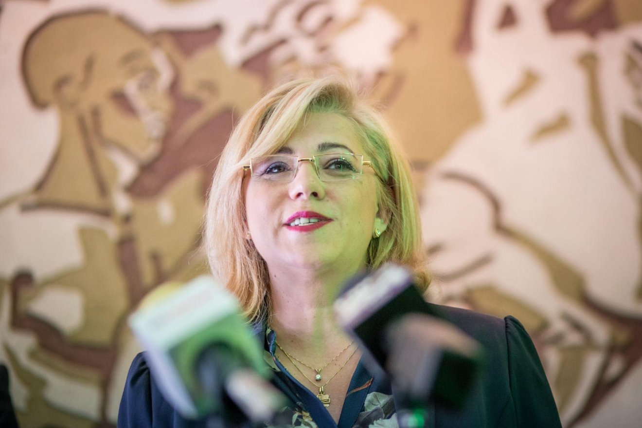 •  Fotó: Facebook/Corina Cretu