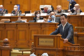 Csoma Botond a Krónikának: igazságtalan Nagy-Bege leváltása, de ez nem befolyásolja a koalíció működését