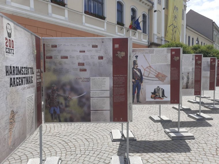 Kopjafaállítással és tudományos konferenciával emlékeztek Czetz János erdélyi származású tábornokra Sepsiszentgyörgyön