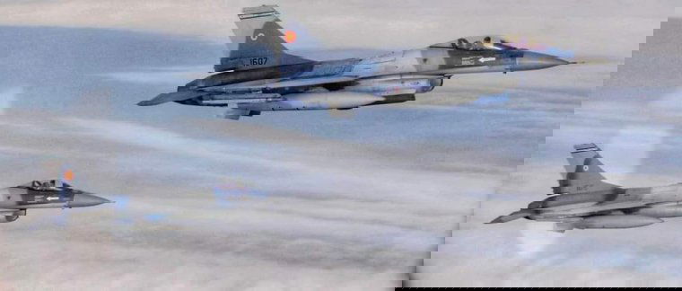 Hollandia által biztosított gépekkel folyhat a hatalmas összegbe kerülő kiképzés az F-16-os pilóták romániai kiképzőközpontjában