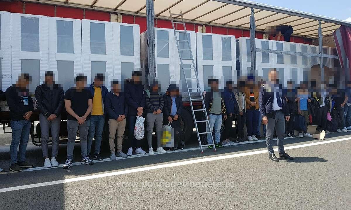 •  Fotó: Román határrendészet