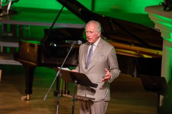 III. Károly jó király lesz a britek többsége szerint, szombaton tartják a koronázást Londonban