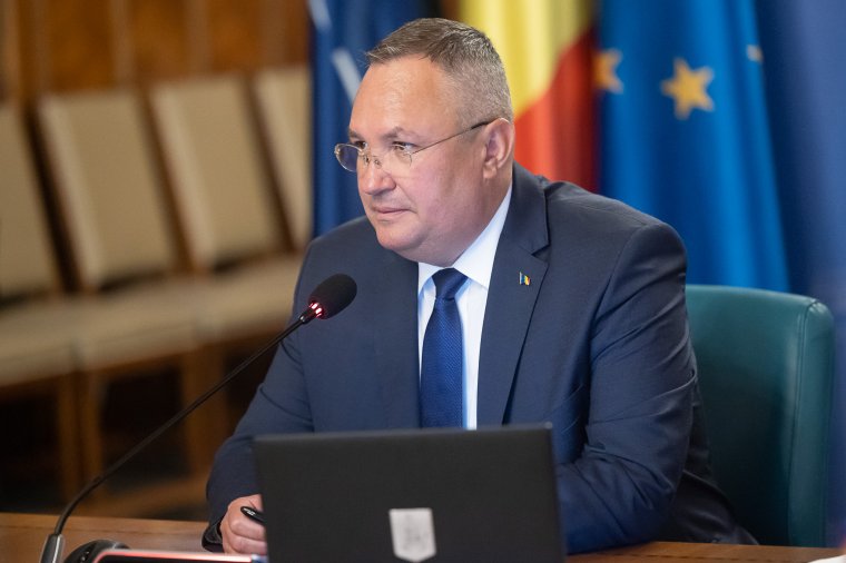 A miniszterelnök és az oktatási miniszter doktori dolgozatának kivizsgálását követeli az USR