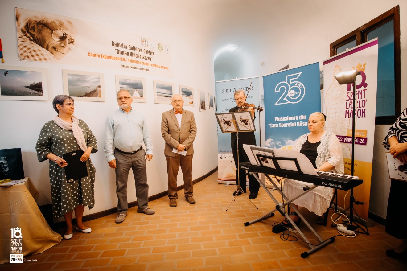 Az én Balatonom a mi Balatonunk című  kiállítás megnyitója •  Fotó: Facebook/SzentLaszloNapok