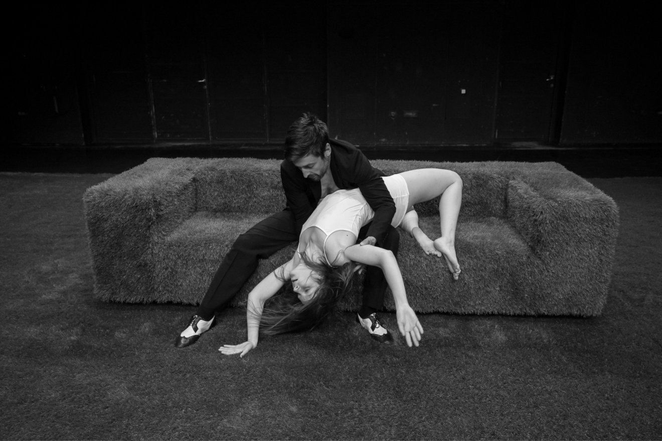 Az M Studio romeo@julia.com című bemutató előadása nyitja meg a fesztivált •  Fotó: Facebook/M Studió