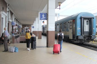 Nem változtat a vonatok menetrendjén a nyári időszámításra való átállás