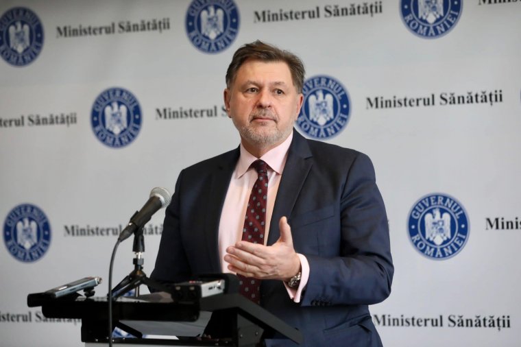 Egészségügyi miniszter: egyre nő az influenzás esetek száma, ajánlott a maszkviselés az iskolákban és a zsúfolt terekben