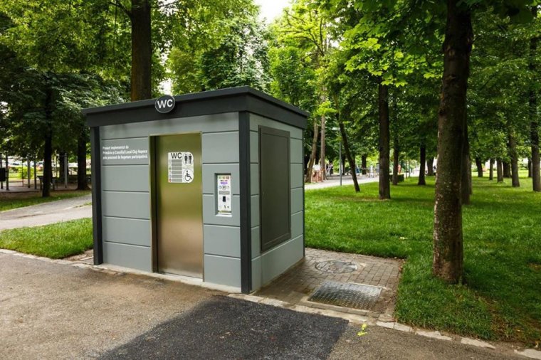 További négy okos illemhelyet helyeznek el Kolozsváron, darabját 30 ezer euróért