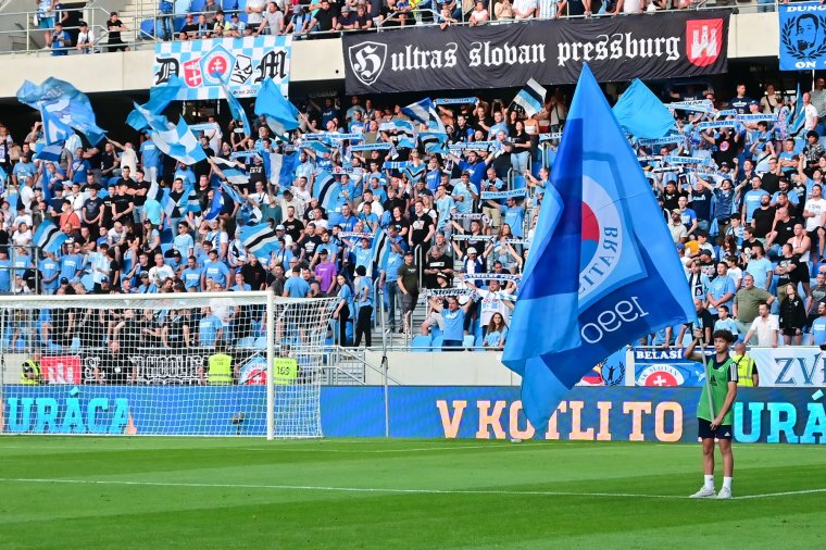 Harminc évvel a balhé után: a Slovan kiemelten kezeli a biztonságot a Fradi elleni BL-selejtezőn